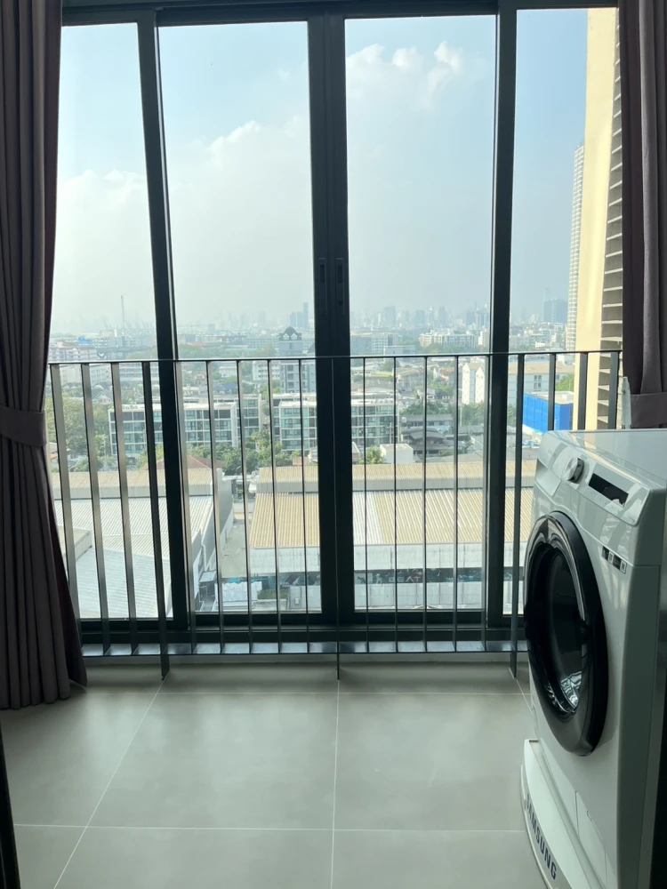 ขาย ให้เช่า Ideo Blucove Sukhumvit ชั้น 11 วิวโล่ง ห้องกว้าง มาพร้อมโซฟาหนังนั่งสบาย ไม่ร้อน จองเลย