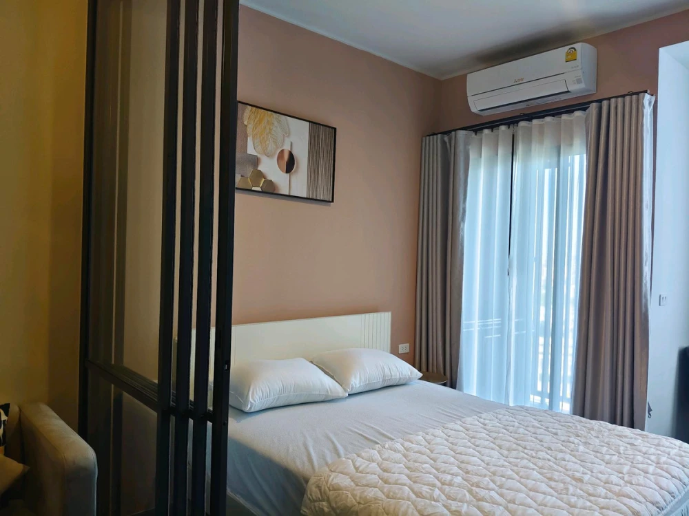 For sale or rent: Ideo Sukhumvit - Rama 4, 1 bedroom, 1 bathroom. Prime location, stylishly decorated, fully furnished. Book now!