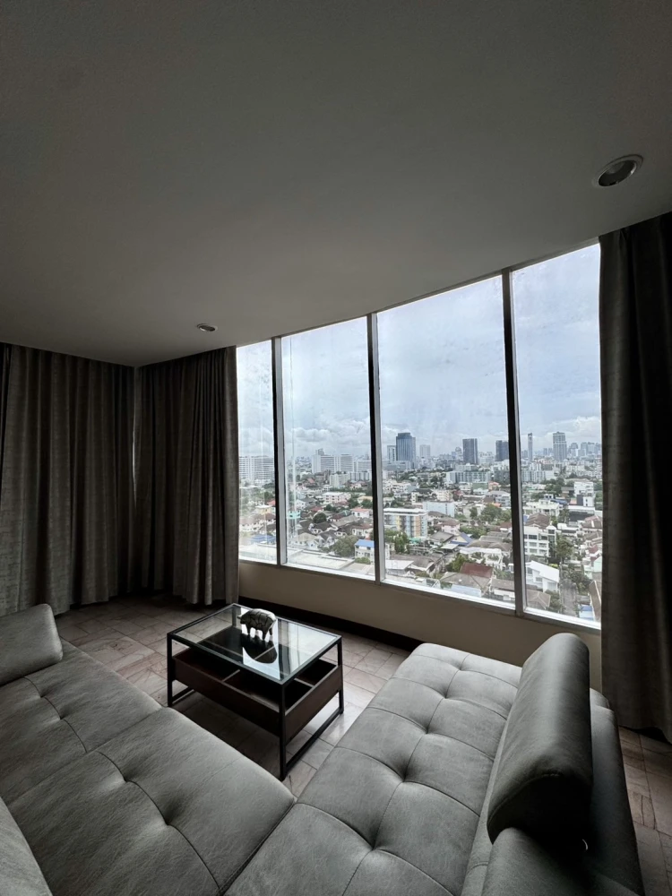 ขาย ให้เช่า La Maison Phaholyothin 24 ห้องกว้างขวาง พื้นที่ใช้สอยเยอะ ไม่จองแล้วจะเสียดายทีหลัง
