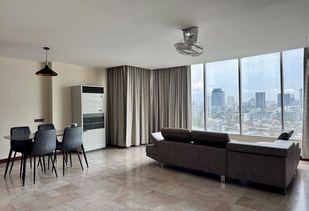 ขาย ให้เช่า La Maison Phaholyothin 24 ห้องกว้างขวาง พื้นที่ใช้สอยเยอะ ไม่จองแล้วจะเสียดายทีหลัง