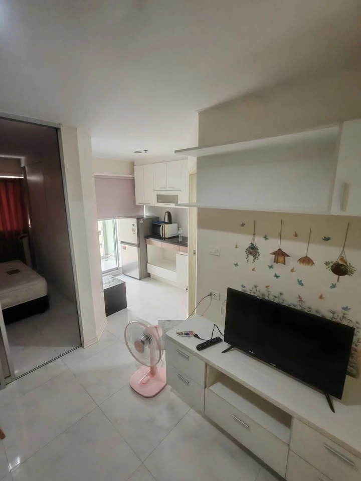 ขาย ให้เช่า Lumpini Condo Town Ramintra - Nawamin ชั้น 11 อาคาร C วิวโล่ง พร้อมอยู่ มีประตูเปิดปิดแยกส่วนแบบบานเลื่อน