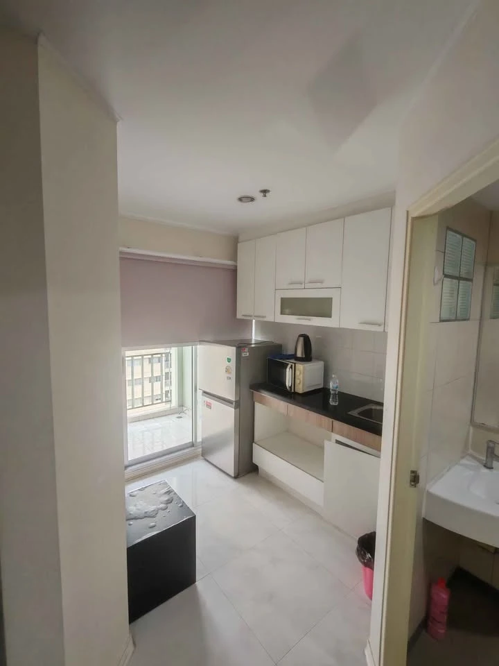 ขาย ให้เช่า Lumpini Condo Town Ramintra - Nawamin ชั้น 11 อาคาร C วิวโล่ง พร้อมอยู่ มีประตูเปิดปิดแยกส่วนแบบบานเลื่อน