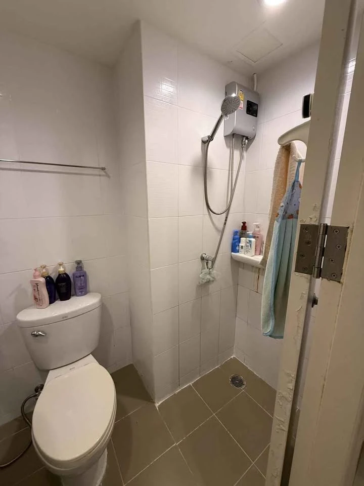 ขาย ให้เช่า Lumpini Park Phetkasem 98 ห้องชั้น 20 บิ้วอินเฟอร์นิเจอร์อย่างดี ห้ามพลาด