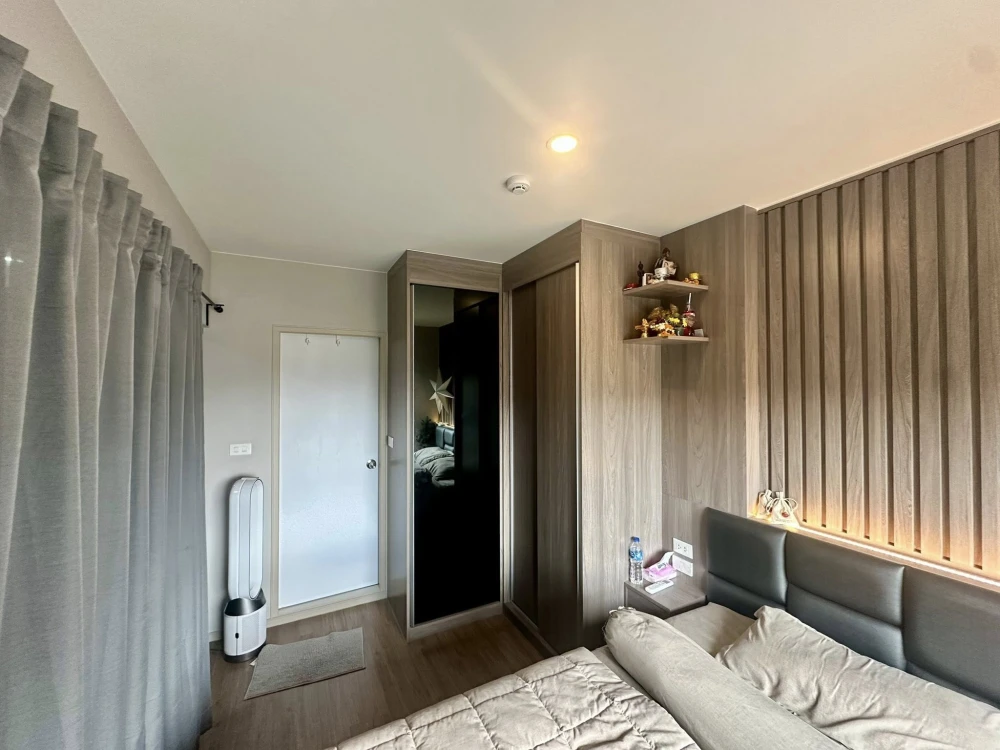 ขาย ให้เช่า Lumpini Selected Charan 65 - Sirinthon Station เครื่องใช้ไฟฟ้า เฟอร์ครบ พร้อม Built-in ทั้งห้อง ย้ายกระเป๋าอยู่ได้เลย