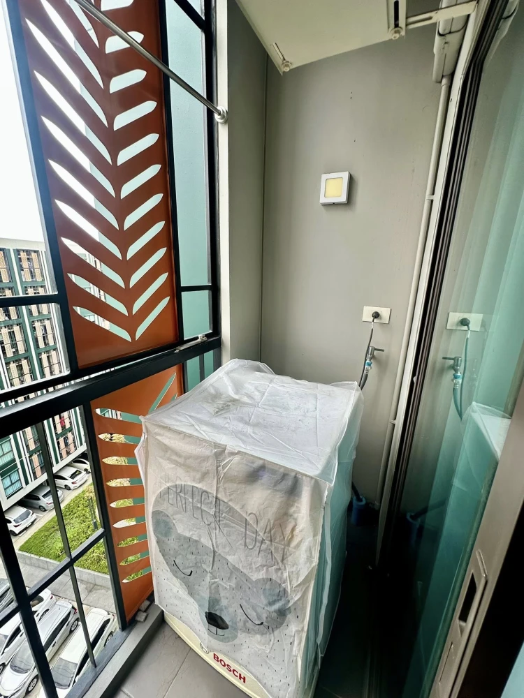 ขาย ให้เช่า Lumpini Selected Charan 65 - Sirinthon Station เครื่องใช้ไฟฟ้า เฟอร์ครบ พร้อม Built-in ทั้งห้อง ย้ายกระเป๋าอยู่ได้เลย