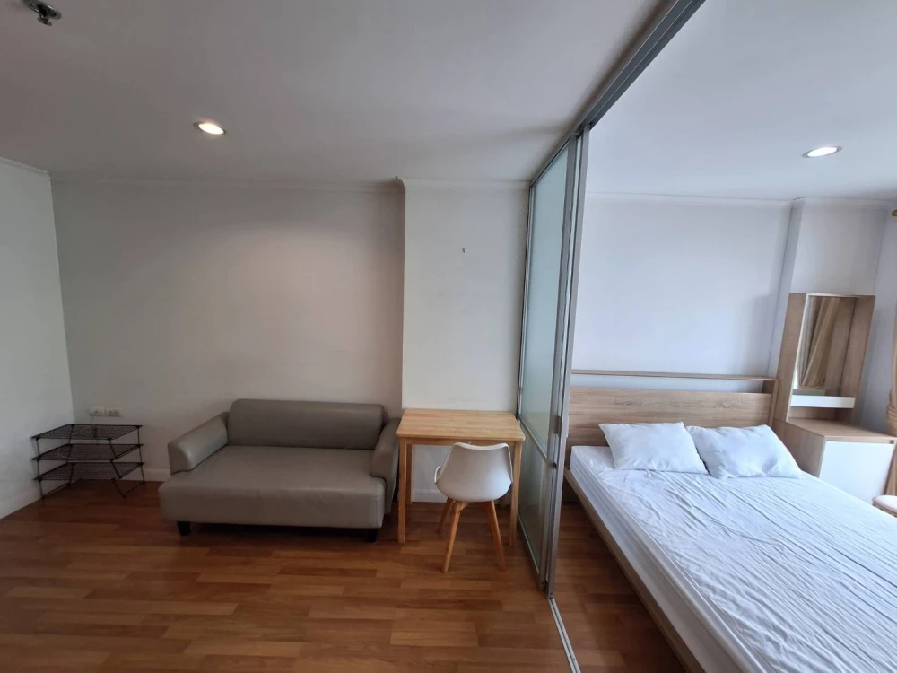 ขาย ให้เช่า Lumpini Ville Ramintra - Laksi ชั้น 10 ห้องกั้น แต่งครบ น่าอยู่ จองเลย