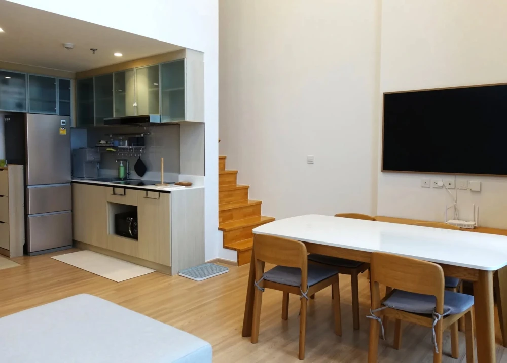 ขาย ให้เช่า Maru Ekkamai 2 แบบ Duplex 2 ห้องนอน 2.5 ห้องน้ำ วิวเมือง ตกแต่งครบ Pet Friendly ไม่จองไหวหรอ