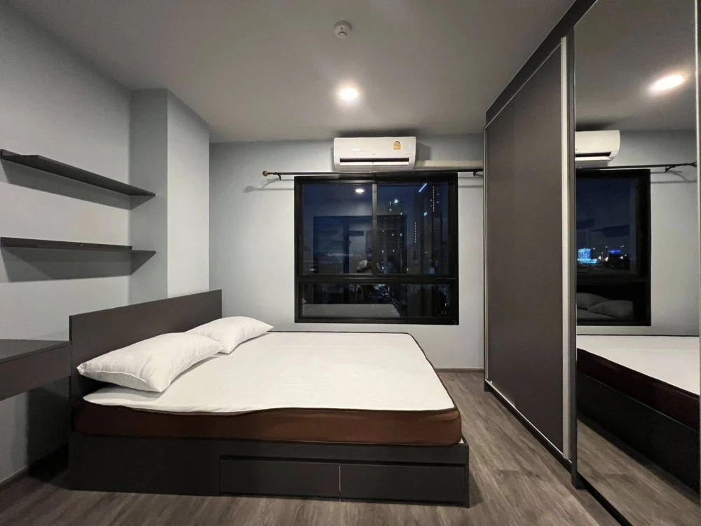 ขาย ให้เช่า Monte Rama 9 1 ห้องนอน 1 ห้องน้ำ เฟอร์นิเจอร์และส่วนกลางครบครัน จองเลย