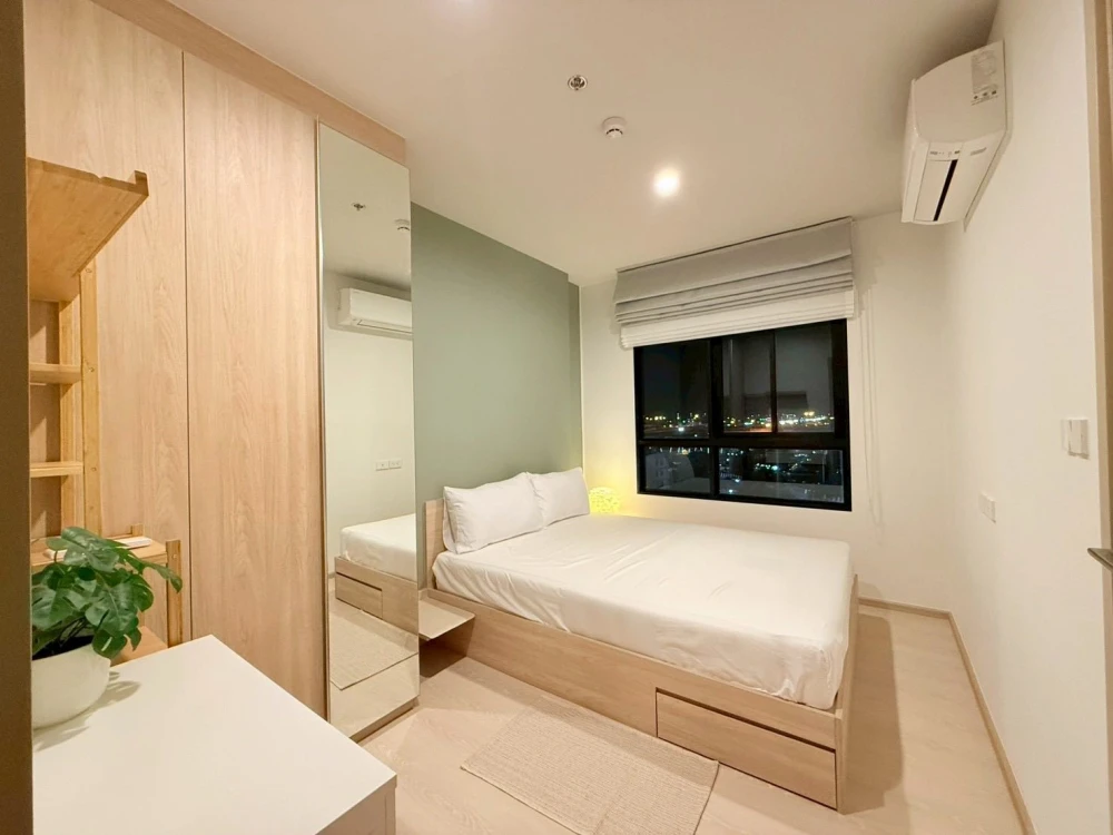 For sale or rent: Noble NUE Mega Plus Bangna. Beautifully decorated units with a coordinated color scheme. Excellent location and complete amenities.