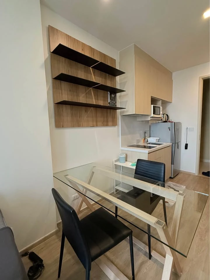 ขาย ให้เช่า Noble state 39 35 ตร.ม. หนึ่งห้องนอน  ตกแต่งครบครัน มาแต่ตัวเข้าอยู่ได้เลย