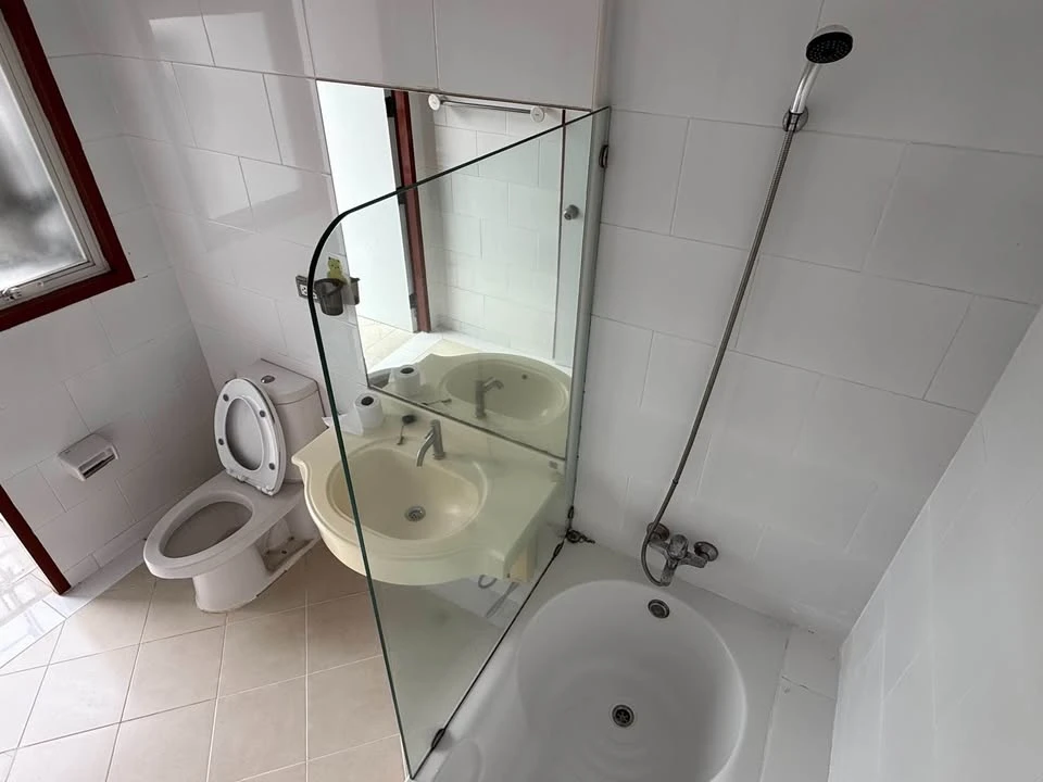 ขาย ให้เช่า PG RAMA 9 เฟอร์นิเจอร์ครบ เครื่องใช้ไฟฟ้าแน่นๆ มีเครื่องซักผ้า พื้นที่ในห้องเยอะ ย้ายเลย