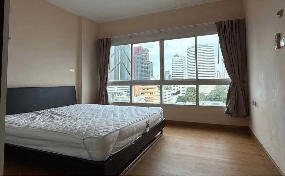 ขาย ให้เช่า PG RAMA 9 เฟอร์นิเจอร์ครบ เครื่องใช้ไฟฟ้าแน่นๆ มีเครื่องซักผ้า พื้นที่ในห้องเยอะ ย้ายเลย