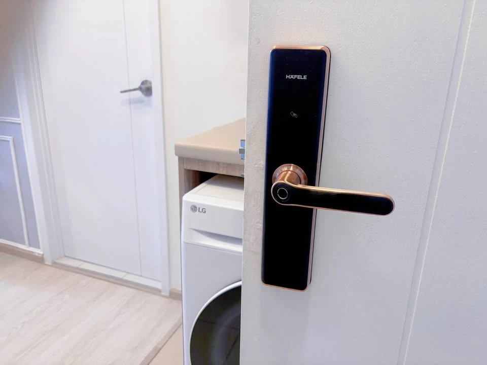 ขาย ให้เช่า Plum Condo Sukhumvit 62 ตกแต่งครบครันและมีอุปกรณ์ครบ บรรยากาศอบอุ่น น่าอยู่สุดๆ