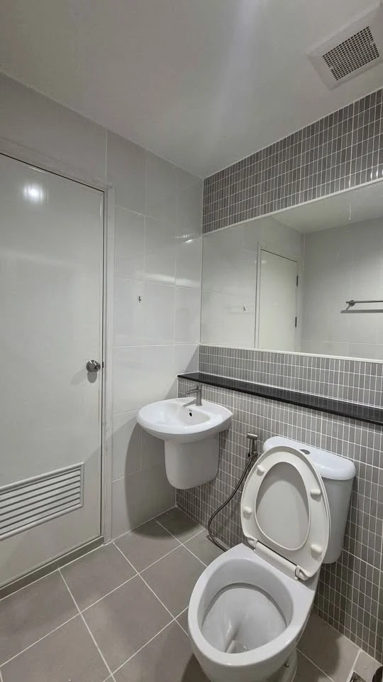 ขาย ให้เช่า Regent Home Bangson Phase 2 ห้องมุมให้ความเป็นส่วนตัว เฟอร์บิ้วอิน เห็นวิวเมืองสวย จองเลย