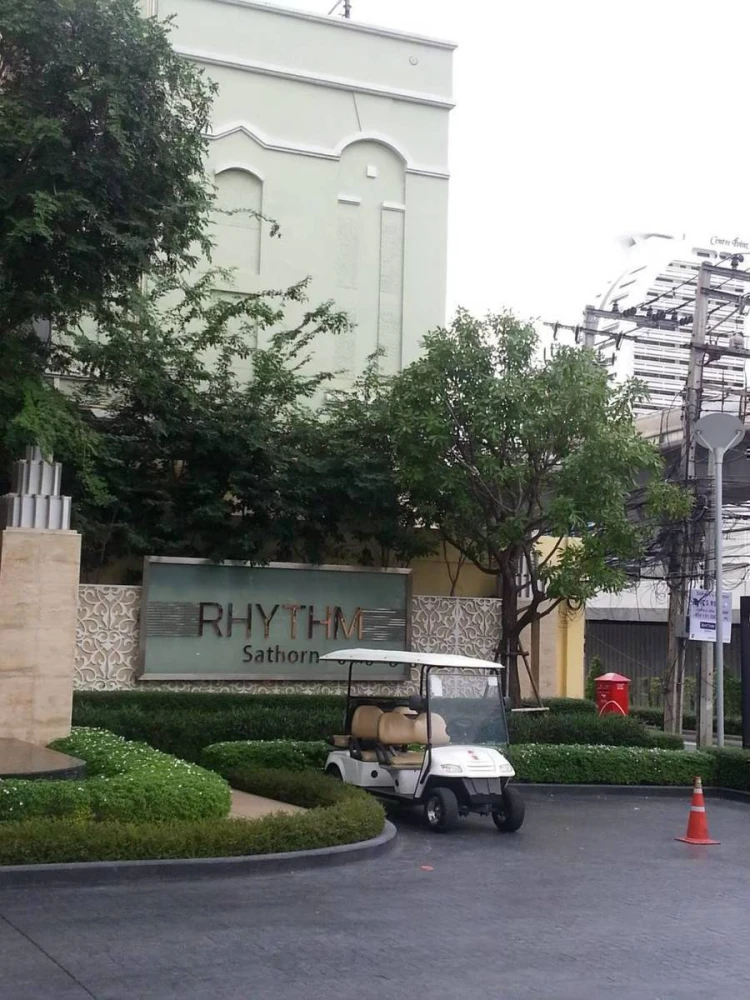 ขาย ให้เช่า Rhythm Sathorn ชั้น 30 วิวแม่น้ำ แต่งครบ น่าอยู่ จองเลย ห้ามพลาด