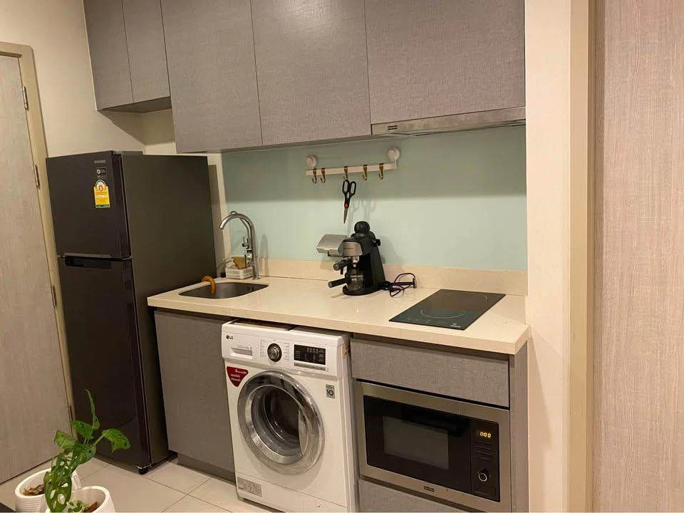 ขาย ให้เช่า Rhythm sukhumvit 36-38 ห้องอยู่สบาย ไม่อึดอัด เฟอร์ครบเซต รีบจองเลย