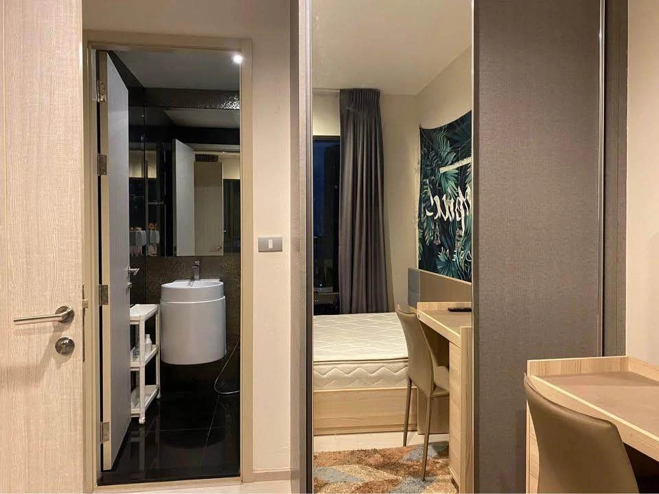 ขาย ให้เช่า Rhythm sukhumvit 36-38 ห้องอยู่สบาย ไม่อึดอัด เฟอร์ครบเซต รีบจองเลย
