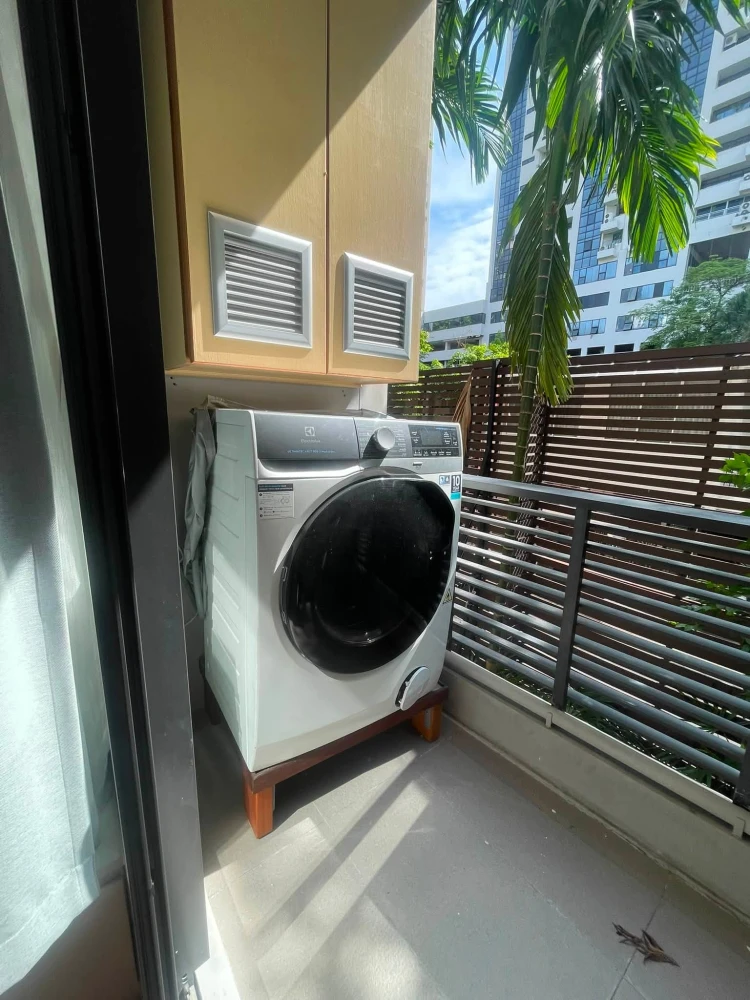 ขาย ให้เช่า Runesu Thonglor 5 1 ห้องนอน 1 ห้องน้ำ ชั้น 2 เฟอร์นิเจอร์ครบครัน จองเลย
