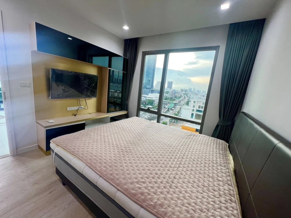 ขาย ให้เช่า Star View ห้องมุมคนไม่พลุกพล่าน มาพร้อมพื้นที่ใช้สอยเยอะ มองเห็นวิวสวย ไม่บล็อค จองเลย