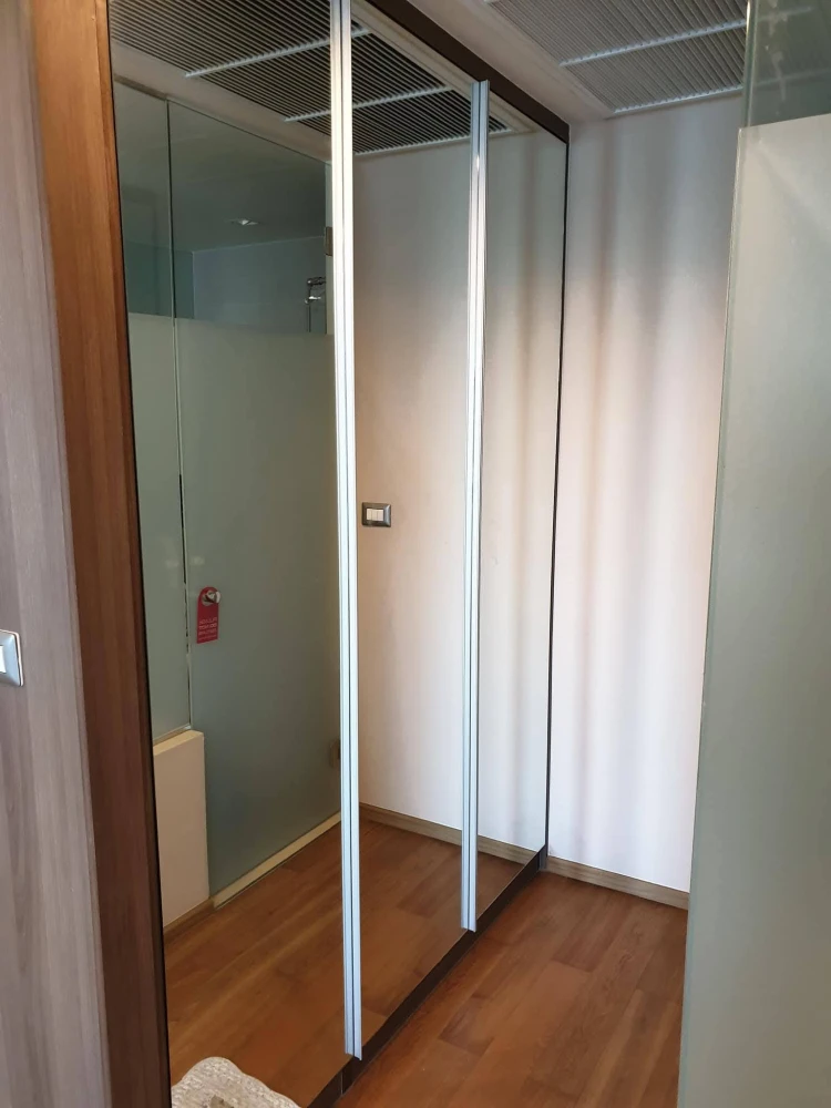 ขาย ให้เช่า The Address Sathorn ห้องชั้น 9 พื้นที่ใช้สอยเยอะ ในทำเลดี เดินทางสะดวก ห้ามพลาด