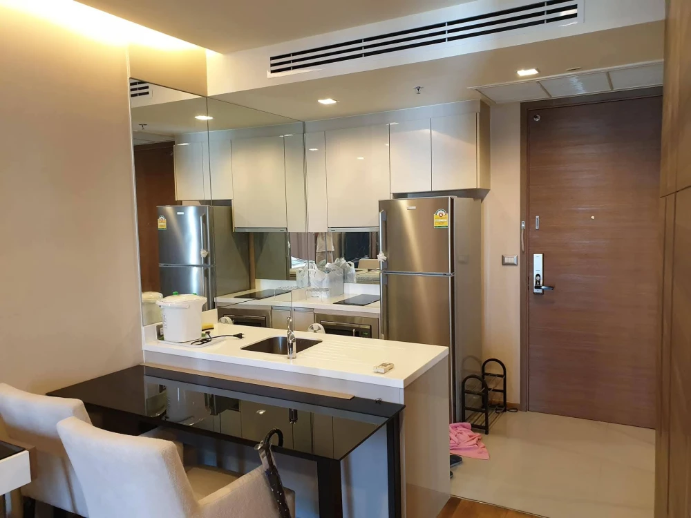 ขาย ให้เช่า The Address Sathorn ห้องชั้น 9 พื้นที่ใช้สอยเยอะ ในทำเลดี เดินทางสะดวก ห้ามพลาด