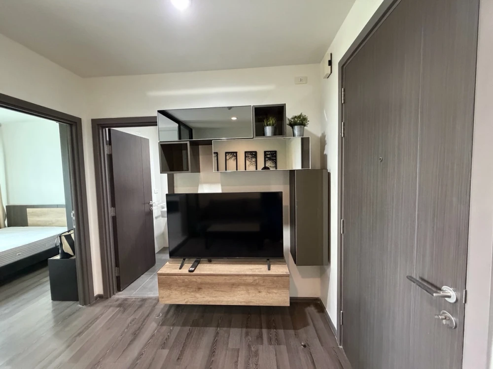 ขาย ให้เช่า The Base Park West ชั้น 4 ห้องแต่งครบ น่าอยู่ จองเลย ด่วนๆ