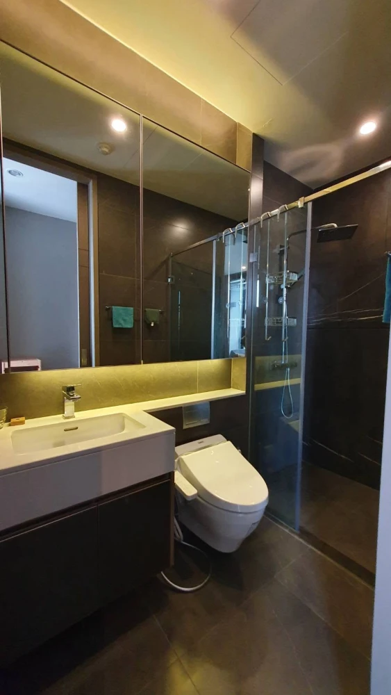 ขาย ให้เช่า The Esse at Singha Complex วิวฝั่งมหาวิทยาลัยศรีนครินทรวิโรฒและย่านอโศก พร้อมเฟอร์ฯ น่าอยู่แบบนี้ ต้องจองแล้ว