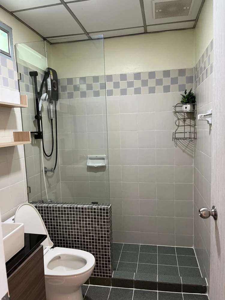 ขาย ให้เช่า The Parkland Bangna ห้องสตูดิโอ ติดวอลเปเปอร์อย่างดี เฟอร์นิเจอร์ครบครัน ห้ามพลาด