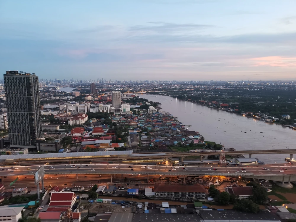 ขาย ให้เช่า The Politan Rive 1 ห้องนอน 1 ห้องน้ำ ทำเลดี วิวสวย ไม่บล็อค พลาดแล้วจะเสียใจ