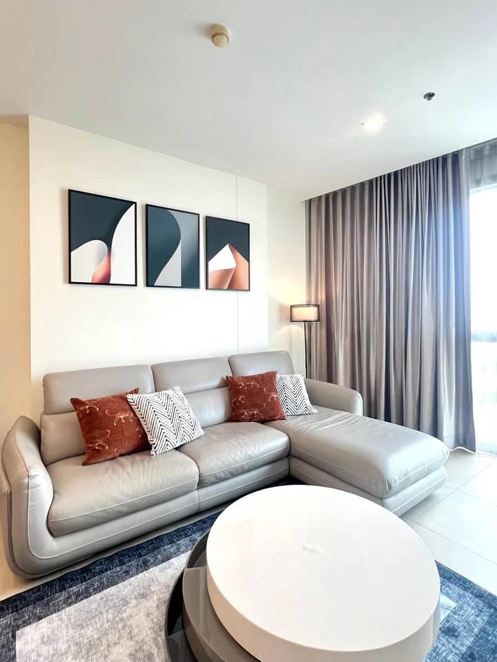 ขาย ให้เช่า The River ห้องกว้างพื้นที่ใช้สอยเยอะ ตกแต่งคุมโทน เดินทางสะดวก ห้ามพลาด