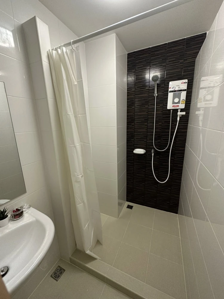 ขาย ให้เช่า The Trust Condo Nakornpathom ห้องน่าอยู่ ทำเลดี ตกแต่งคุมโทน เฟอร์นิเจอร์ครบครัน จองด่วน