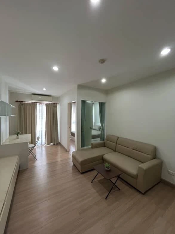 ขาย ให้เช่า The Viva Condo Sathorn-Taksin ห้องแต่งคุมโทน มาพร้อมโซฟาตัวใหญ่น่านั่ง จองด่วนๆ