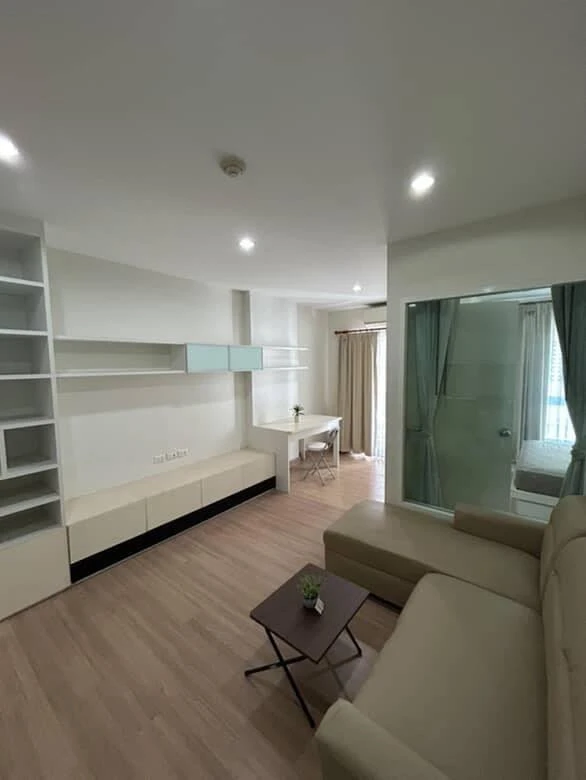ขาย ให้เช่า The Viva Condo Sathorn-Taksin ห้องแต่งคุมโทน มาพร้อมโซฟาตัวใหญ่น่านั่ง จองด่วนๆ