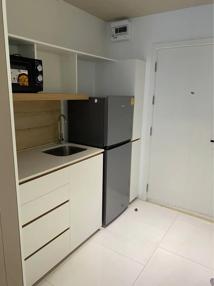 ขาย ให้เช่า Triple Y Residence ตกแต่งด้วยเฟอร์นิเจอร์บิวท์อินครบๆ พร้อมเครื่องใช้ไฟฟ้าแน่นๆ ไม่ควรพลาด