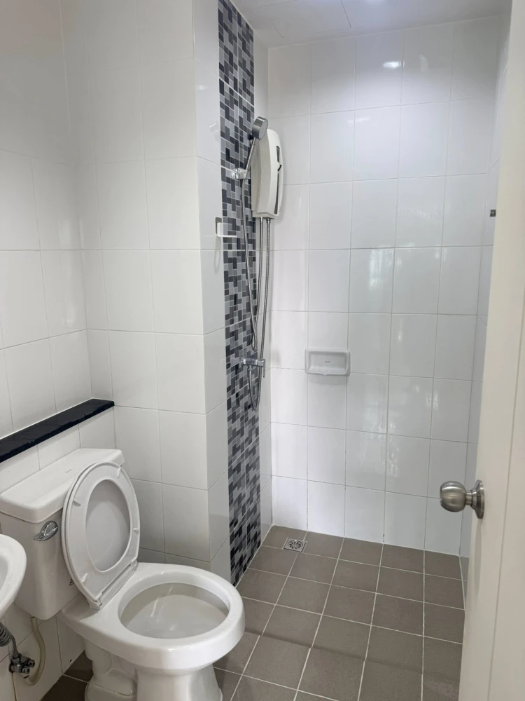 ขาย ให้เช่า UNIO Charan 3 ห้องมุมวิวมองเห็นสระ ไม่มีตึกบัง ราคาไม่แรง มาจองได้แล้ววันนี้ อย่าพลาด