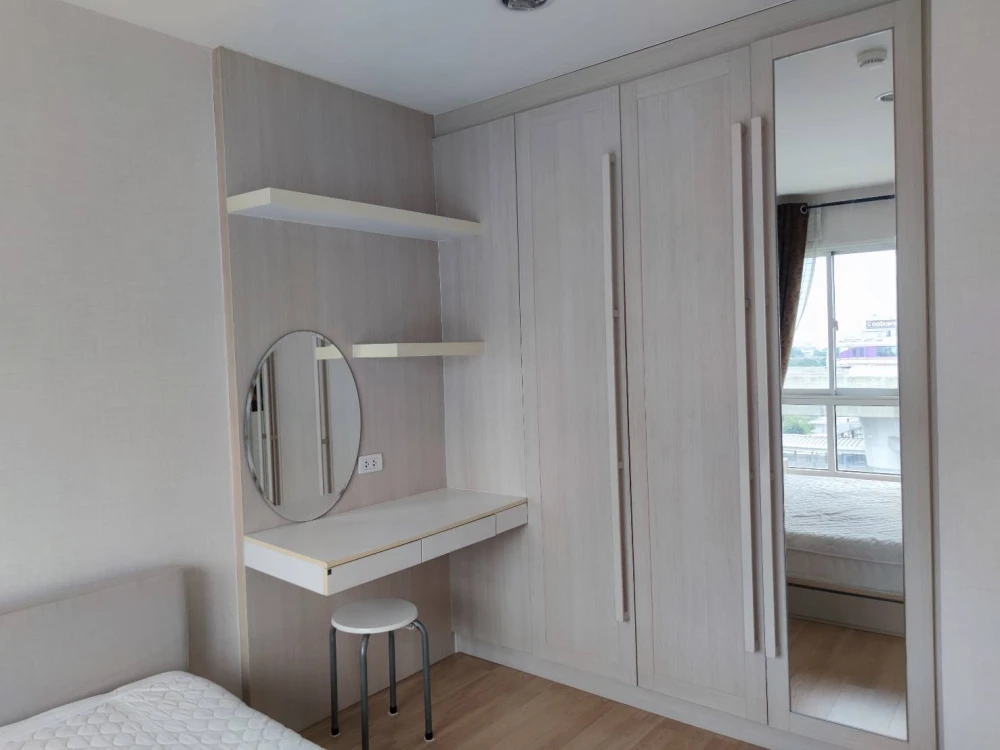 ขาย ให้เช่า VIO แคราย ห้องกว้างขวาง อยู่สบาย ไม่ไม่อึดอัด ชั้นบนสุดของคอนโด Low Rise วิวดี ไม่มีเสียงรบกวนจากห้องข้างบน รีบจองเลย