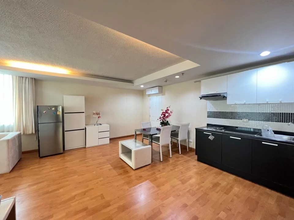 ขาย ให้เช่า Waterford Sukhumvit 50 ห้องมุม วิวสระว่ายน้ำ+สวนกว้างสบาย เหมาะสำหรับการพักผ่อน ห้ามพลาด