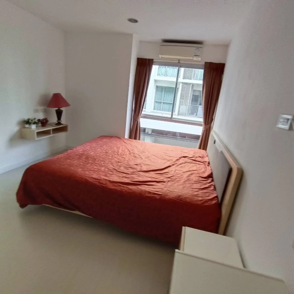 ขาย ให้เช่า Whizdom punnawithi ห้องกว้าง 32.68 ตรม. กั้นเป็นสัดส่วนอย่างดี ระเบียงกว้าง พร้อมเครื่องซักผ้า รีบจองเลย