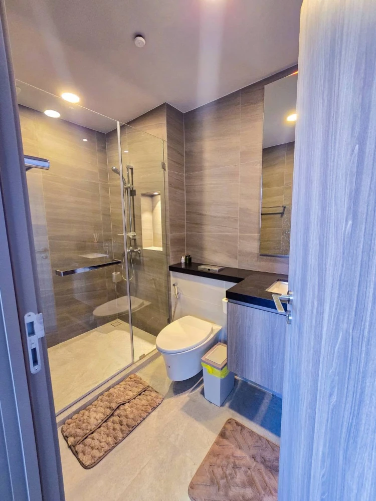 ขาย ให้เช่า Whizdom The Forestias ห้อง Loft 2 ชั้น พิเศษห้องมุม วิวเมือง เพดานสูง 5.8 เมตร ต้องจอง