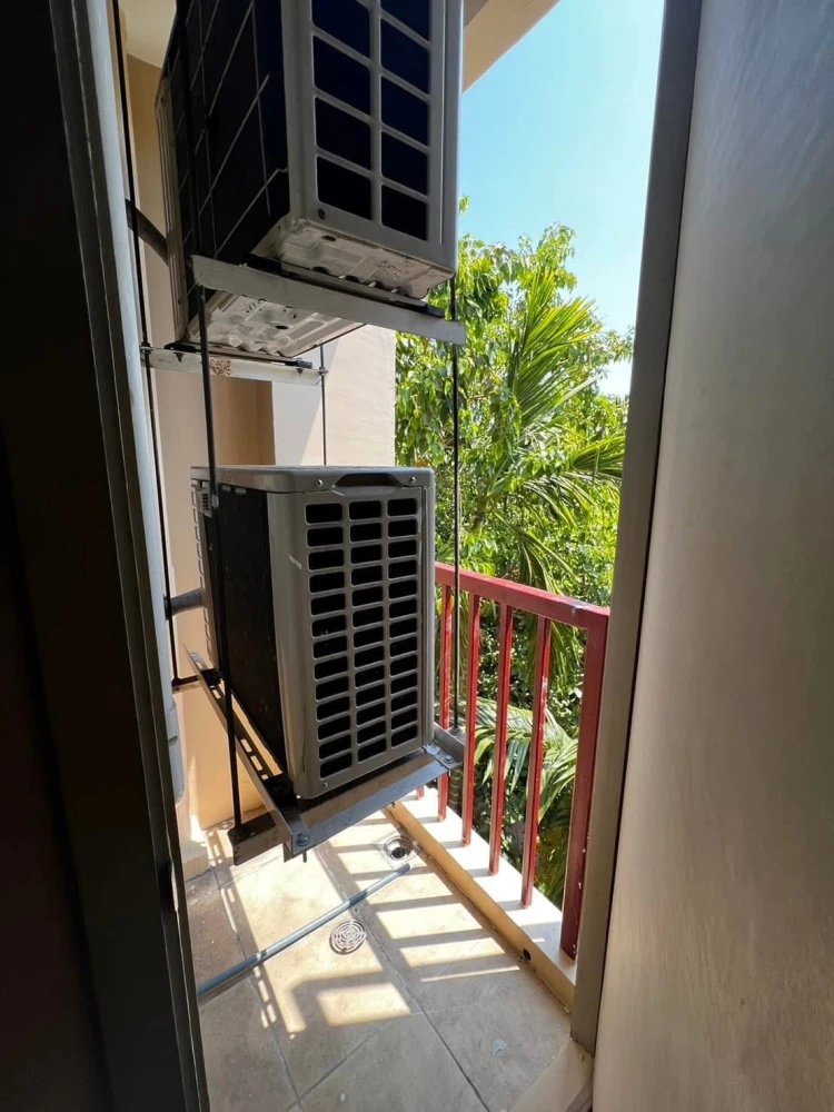 ขาย ไซมิส นางลิ้นจี่ ขนาด 2 ห้องนอน 2 ห้องน้ำ พร้อมลิฟส่วนตัว พร้อมเครื่องใช้ไฟฟ้าแน่นๆ ห้ามพลาด