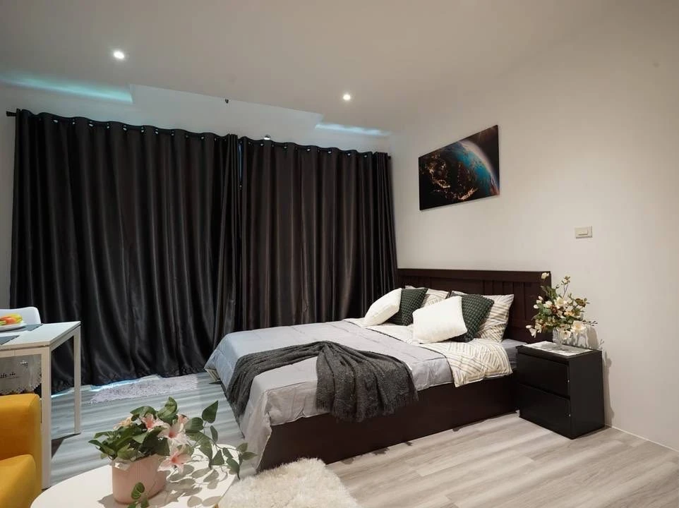 ขาย ไดมอนด์ สวีท (พัทยาใต้) ชั้น 1 วิวสระว่ายน้ำ เฟอร์นิเจอร์ตกแต่งพร้อมอยู่