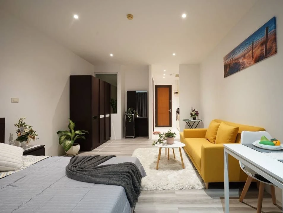 ขาย ไดมอนด์ สวีท (พัทยาใต้) ชั้น 1 วิวสระว่ายน้ำ เฟอร์นิเจอร์ตกแต่งพร้อมอยู่