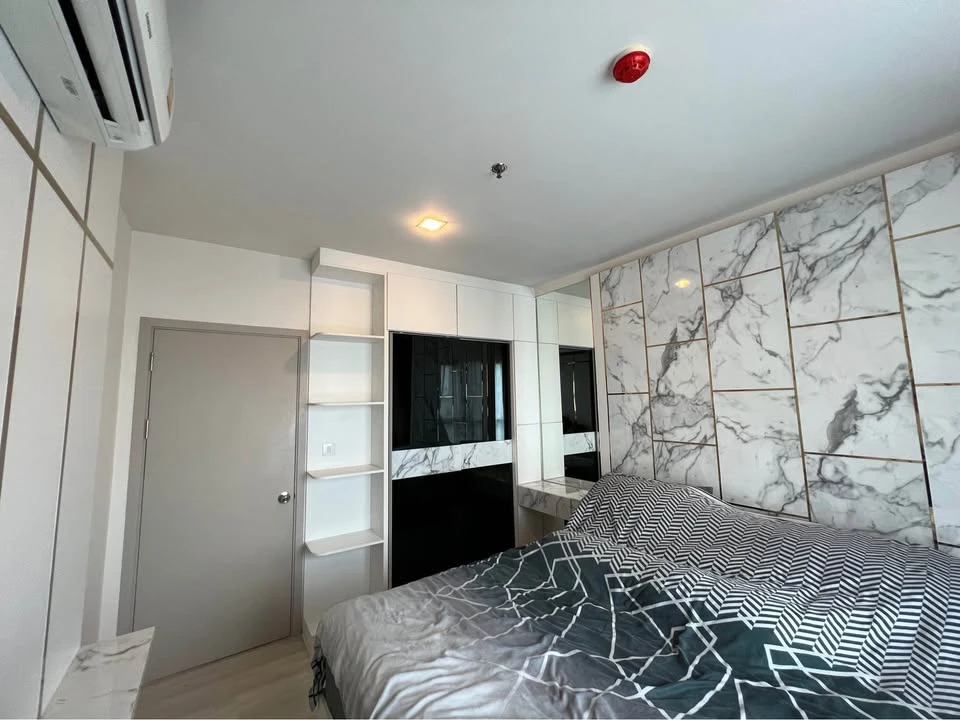 ขาย ไลฟ์ สุขุมวิท 48 ชั้้นสูง ห้องแต่งบิ้วอินปังๆ เฟอร์นิเจอร์อย่างดี พร้อมโซฟาน่านั่งสุดๆ รีบจองเลย