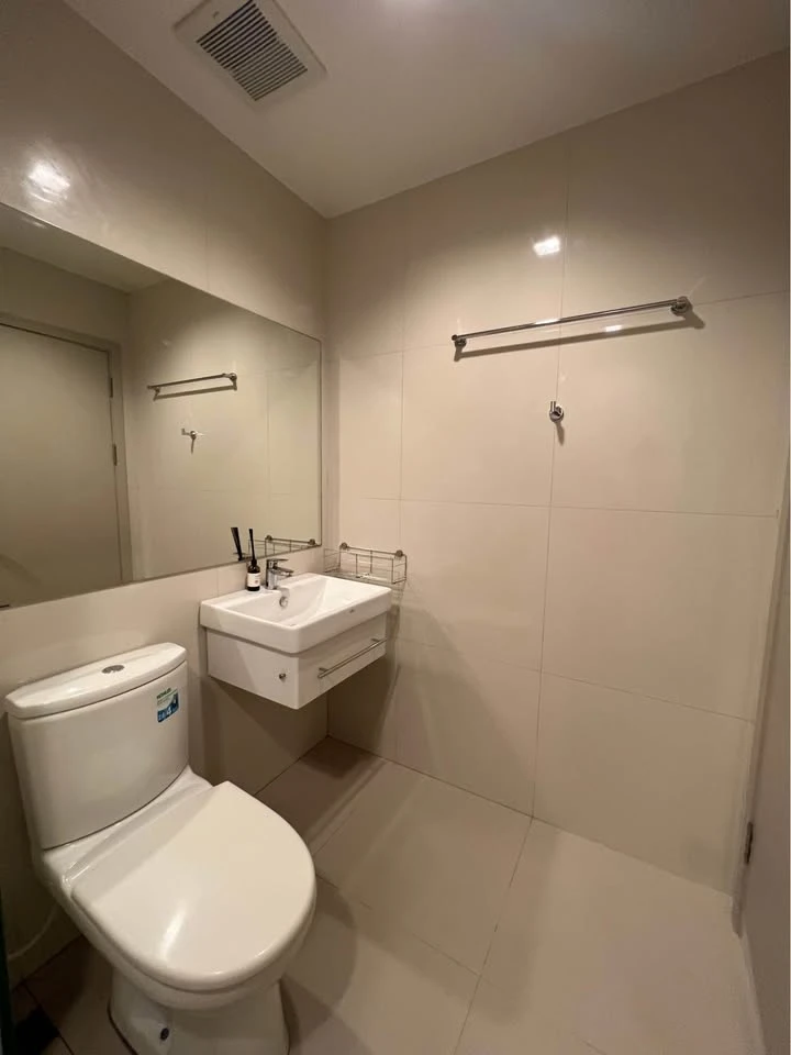 ขาย ไลฟ์ สุขุมวิท 48 ชั้้นสูง ห้องแต่งบิ้วอินปังๆ เฟอร์นิเจอร์อย่างดี พร้อมโซฟาน่านั่งสุดๆ รีบจองเลย