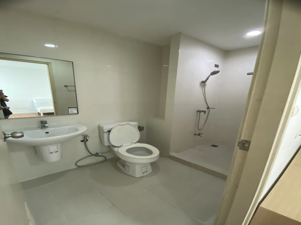 ขาย ไอคอนโด งามวงศ์วาน วิวโล่งสบายตา สิ่งอำนวยความสะดวกครบครัน จองเลยด่วนๆ