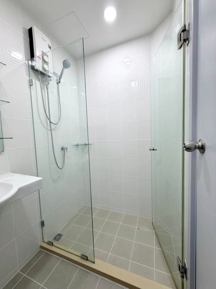 ขาย ไอดีโอ วุฒากาศ ห้อง Built-in ทั้งห้อง แบ่งโซนกั้นเป็นสัดส่วน ของแถมจัดเต็ม รีบจองเลย