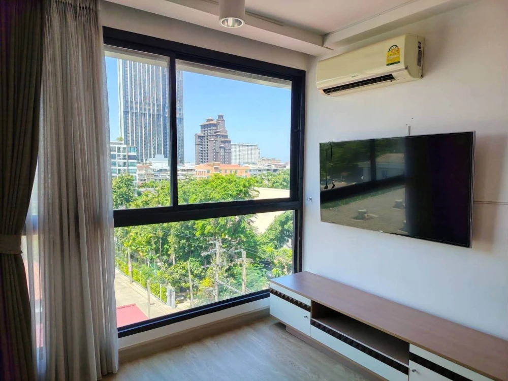ขาย / เช่า Chateau In Town Sukhumvit 62/1 phase 2 ห้องกว้าง แบ่งพื้นที่เป็นสัดส่วน กระจกบานใหญ่ กระจกเข้ามุม วิวเปิด จองเลย