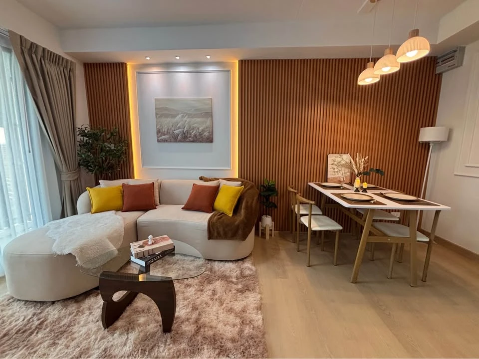 ขาย 624 Condolette รัชดา 36 ห้องกว้าง 2 ห้องนอน ห้องแต่งครบ สวยปัง พร้อมยกกระเป๋าเข้าอยู่ได้ทันที