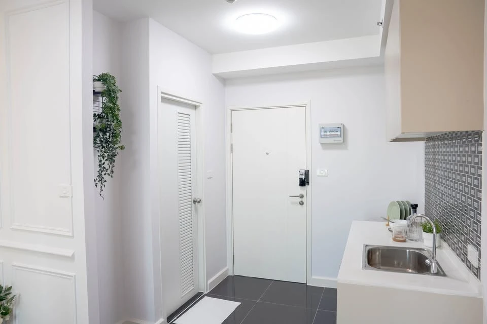 ขาย A Space ME Bangna วิวเมกาบางนา ทิศเหนือ ห้องแต่งสวยโทนสว่าง ปูพื้น SPC กันน้ำ ใช้สีเกรดพรีเมี่ยม จัดเลย