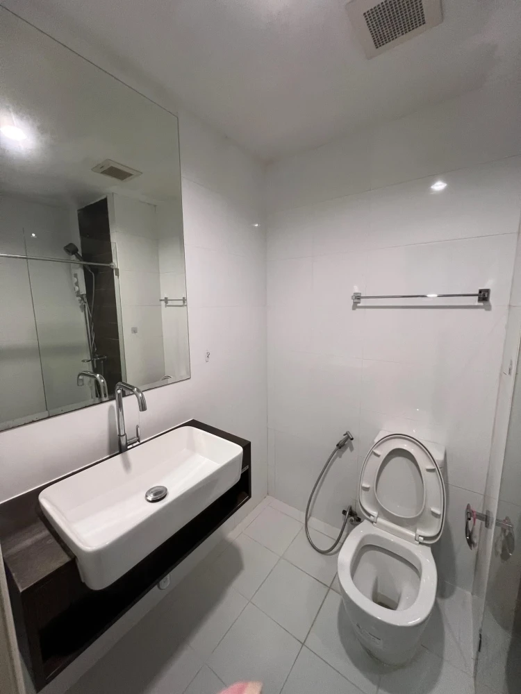 ขาย a Space ME Sukhumvit 77 ห้องกั้นเป็นสัดส่วน แต่งครบ น่าอยู่ จองเลย ด่วนๆ